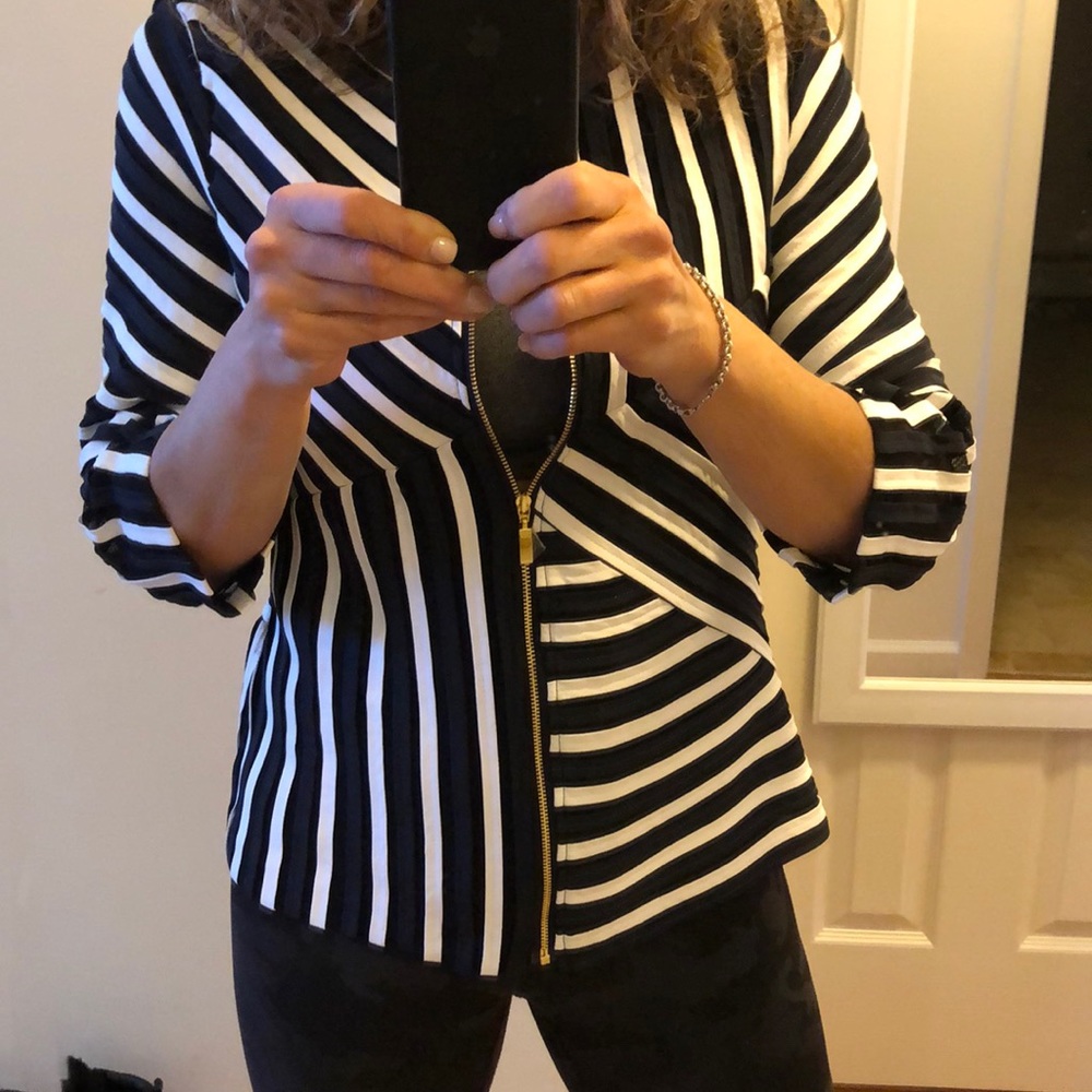 🆕CHICOS TRAVELERS STRIPE JACKET - Picture 7 of 7